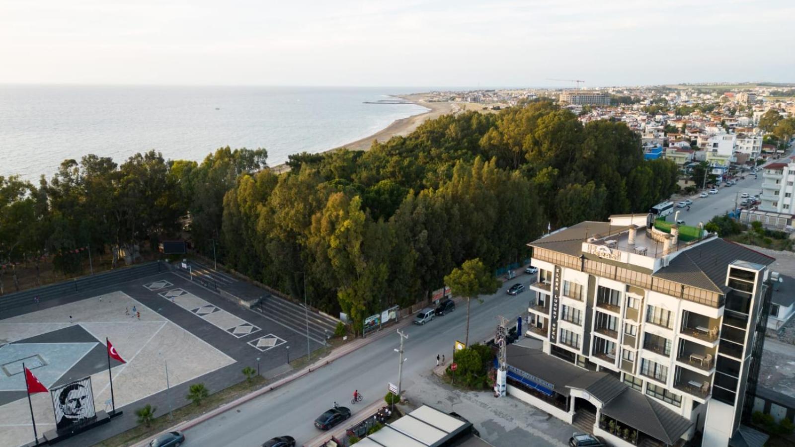Elada Luxury Otel Arsuz Buitenkant foto